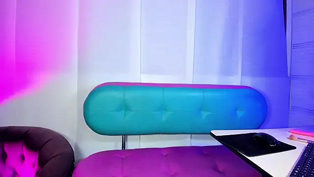 Sue blue online show from March 1, 3:08 am