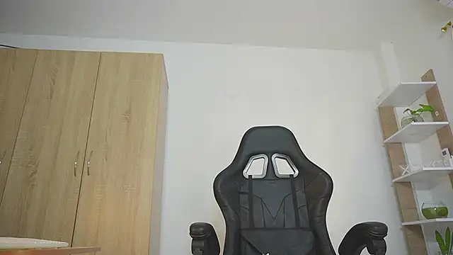 celestes777 online show from March 7, 8:06 pm