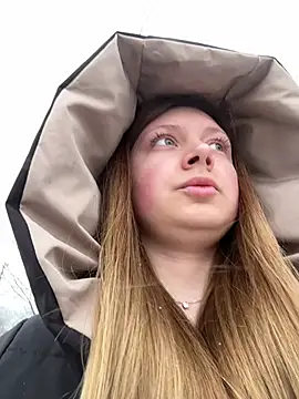 BlondeHott online show from January 15, 7:24 am