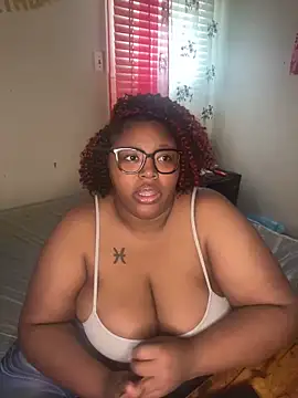 Chocolatebunnyxx96 online show from February 20, 6:30 pm
