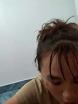 Snapshot of Sexy-girl123 chatting on February 6, 12:41 pm Sexy-girl123 online show from February 6, 12:41 pm