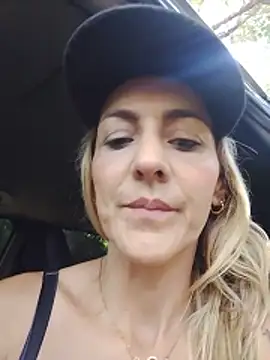 Monita Med online show from May 31, 1:40 pm