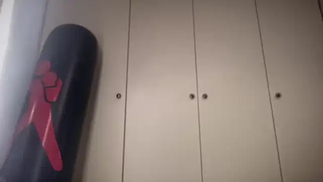 Snapshot of JSYMON chatting on February 4, 9:31 pm JSYMON online show from February 4, 9:31 pm