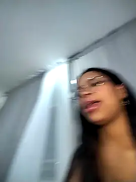 KATALINA SANTANA  online show from April 1, 12:55 am