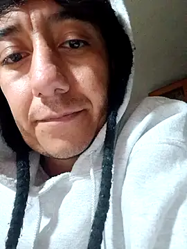 Hxzelmxnix online show from March 6, 5:15 am