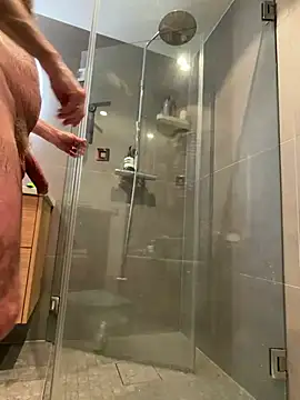 Pierre4tjyxx online show from April 12, 5:45 am