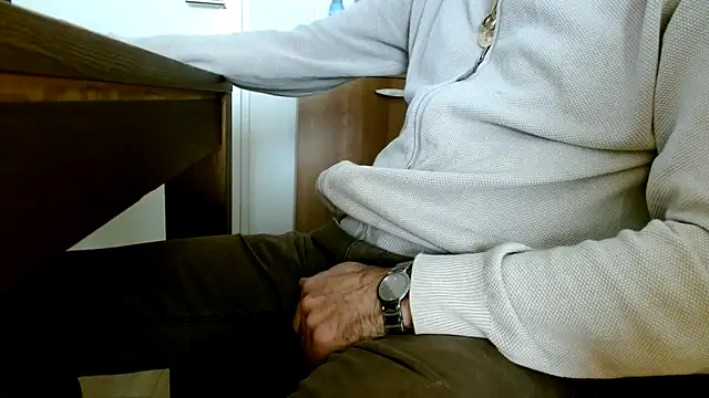 Snapshot of 055Turk chatting on February 7, 1:15 pm 055Turk online show from February 7, 1:15 pm