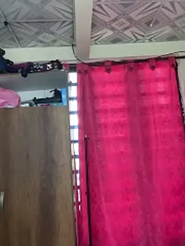 chanel  21  online show from March 3, 4:13 pm