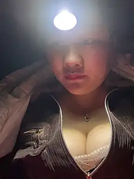 comteze12 online show from January 15, 3:27 pm