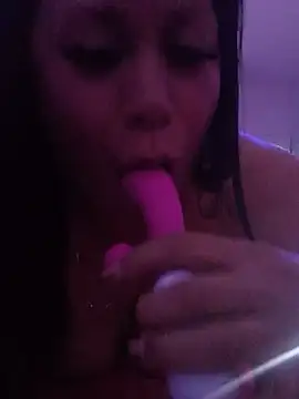 Snapshot of daaibabyxxx chatting on June 10, 12:26 pm daaibabyxxx online show from June 10, 12:26 pm
