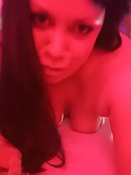 Snapshot of daaibabyxxx chatting on July 28, 2:35 pm daaibabyxxx online show from July 28, 2:35 pm