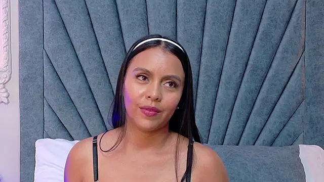 Snapshot of Celeste-Brown- chatting on January 12, 8:14 pm Celeste-Brown- online show from January 12, 8:14 pm