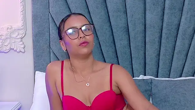 Snapshot of Celeste-Brown- chatting on January 13, 8:14 pm Celeste-Brown- online show from January 13, 8:14 pm