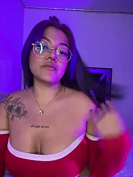 queen of you heart online show from March 18, 10:24 pm