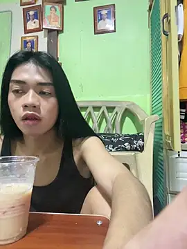 EnviousMaddie online show from April 11, 6:40 am