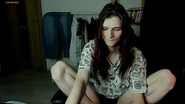 Snapshot of iceseeker2 chatting on February 26, 12:53 am iceseeker2 online show from February 26, 12:53 am