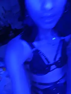 Snapshot of Zohara_Lpe23o chatting on June 6, 4:17 am Zohara Lpe23o online show from June 6, 4:17 am