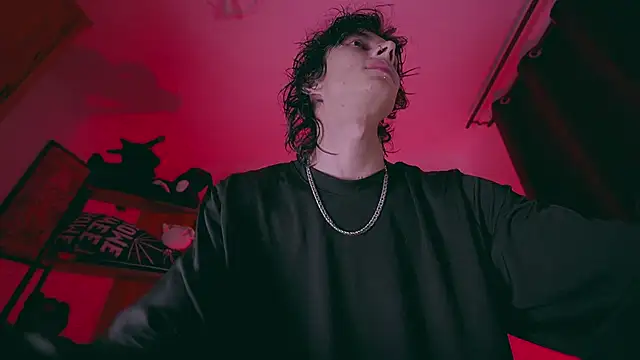 Olliver   y online show from February 5, 2:16 am