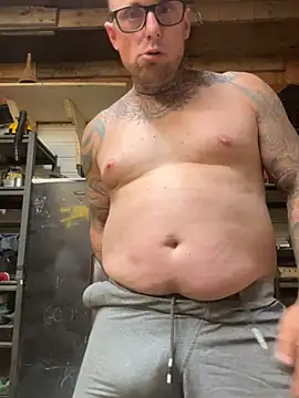 Snapshot of WIDBIGWHITECOCK chatting on July 6, 3:14 am WIDBIGWHITECOCK online show from July 6, 3:14 am