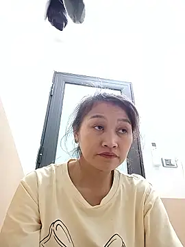 yumyum112 online show from January 12, 11:59 am