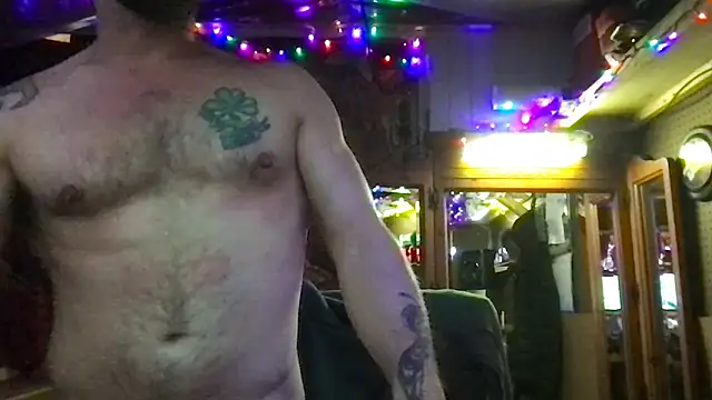 ARCHERTASTE online show from April 7, 11:15 pm