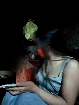 vanvan005 online show from January 6, 11:25 am