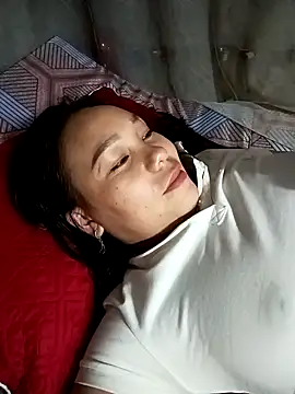 vanvan005 online show from March 3, 12:44 pm