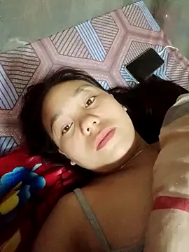 vanvan005 online show from March 7, 11:46 pm