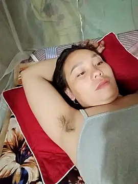 vanvan005 online show from April 2, 11:46 pm