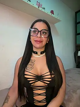 sweetxlayla online show from July 1, 11:23 am
