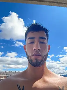 liam bronw online show from January 18, 4:00 pm