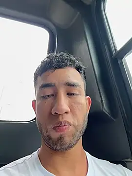 liam bronw online show from March 18, 7:06 pm