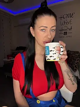 IRISWHITE17 online show from February 23, 5:49 am