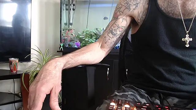 EspanolVato online show from March 31, 9:15 pm