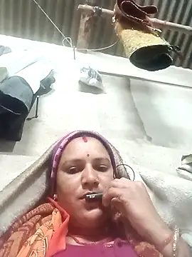 Hot hiuj online show from February 2, 6:50 pm