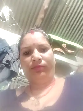 Hot hiuj online show from April 28, 4:56 pm