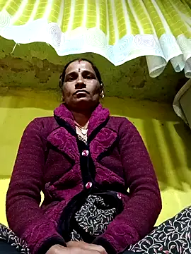 Snapshot of Hot_bhi38 chatting on January 10, 7:48 pm Hot bhi38 online show from January 10, 7:48 pm