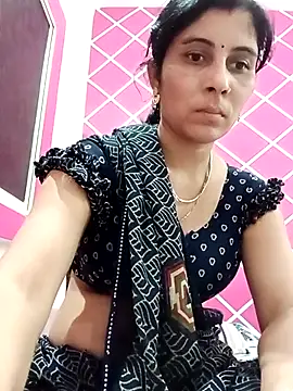 Hot ree85 online show from February 18, 9:05 am