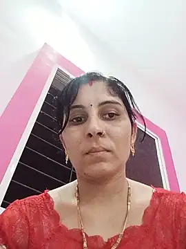 Snapshot of Hot_ree85 chatting on June 12, 10:03 am Hot ree85 online show from June 12, 10:03 am