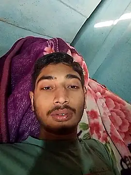 Snapshot of FuckerGuy45 chatting on January 19, 10:08 am FuckerGuy45 online show from January 19, 10:08 am