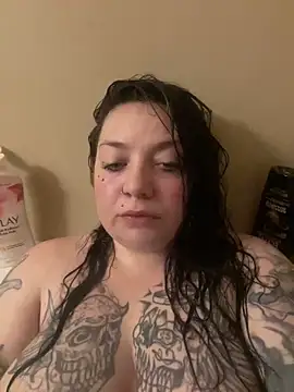 tattedma013 online show from January 6, 11:51 pm