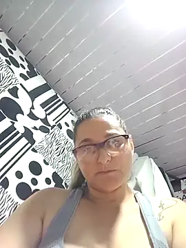 natalliecoopers online show from May 1, 2:16 am