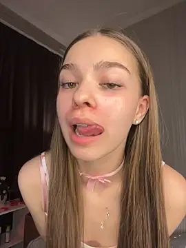 SkylineBliss online show from February 14, 1:57 am