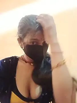 Snapshot of Kinjal_setty chatting on June 11, 2:33 am Kinjal setty online show from June 11, 2:33 am