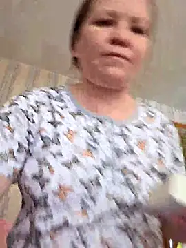 Didi Evvie online show from January 14, 8:20 am