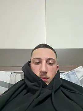 chrisst32 online show from January 14, 1:28 pm