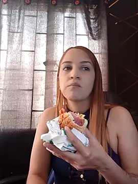 Snapshot of Ruby_hott chatting on February 28, 7:04 pm Ruby hott online show from February 28, 7:04 pm