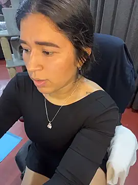 Minico25 online show from April 17, 1:41 am