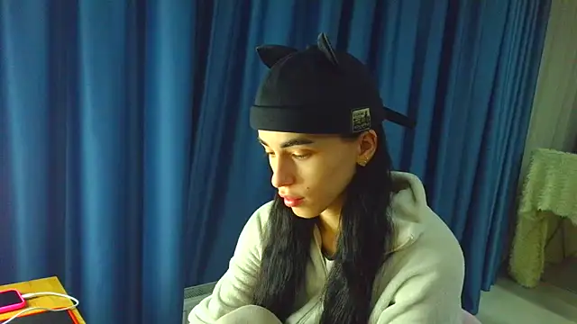 Vlada Elfie online show from February 8, 2:37 am