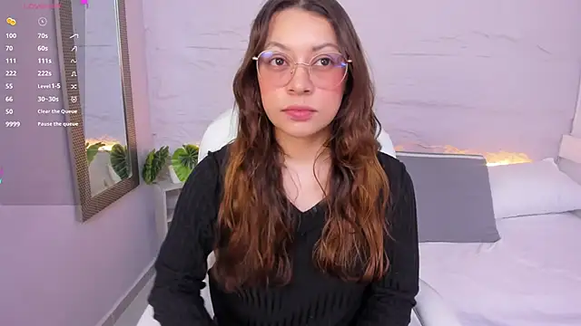 lanna 18  online show from May 30, 11:40 am